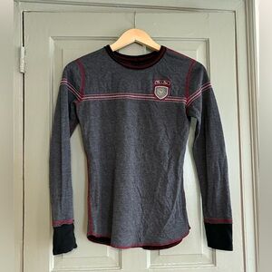 Women’s vintage long sleeve ski thermal